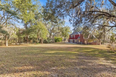 This meticulously maintained home is tastefully updated and move on The Golf Club At Summerbrooke in Florida - for sale on GolfHomes.com, golf home, golf lot