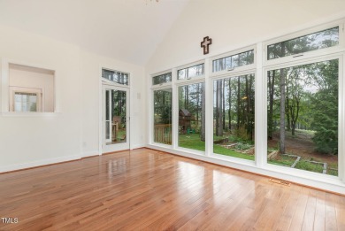 Bright  Updated Heritage Golf Course Home
Move-in ready and full on Heritage Golf Club in North Carolina - for sale on GolfHomes.com, golf home, golf lot