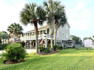 404 29th Ave. N., North Myrtle Beach, SC 29582 4 Bedrooms | 2 on Beachwood Golf Club in South Carolina - for sale on GolfHomes.com, golf home, golf lot