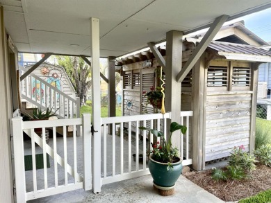 404 29th Ave. N., North Myrtle Beach, SC 29582 4 Bedrooms | 2 on Beachwood Golf Club in South Carolina - for sale on GolfHomes.com, golf home, golf lot