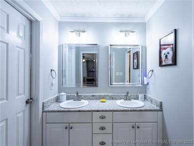 Assumable VA loan available at an amazing 2.5%! Enjoy golf on Kings Grant Golf and Country Club in North Carolina - for sale on GolfHomes.com, golf home, golf lot