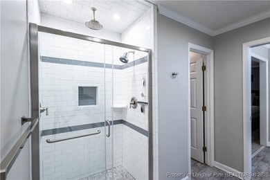 Assumable VA loan available at an amazing 2.5%! Enjoy golf on Kings Grant Golf and Country Club in North Carolina - for sale on GolfHomes.com, golf home, golf lot