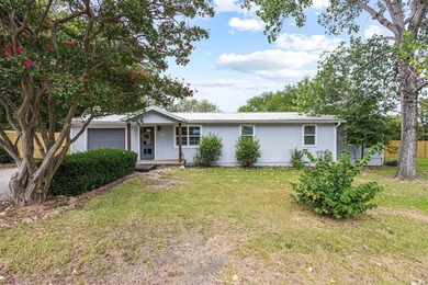 Freshly Updated Lake Retreat in Simmons Shores - STR-Approved! on Tanglewood Resort in Texas - for sale on GolfHomes.com, golf home, golf lot