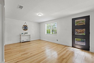 Freshly Updated Lake Retreat in Simmons Shores - STR-Approved! on Tanglewood Resort in Texas - for sale on GolfHomes.com, golf home, golf lot