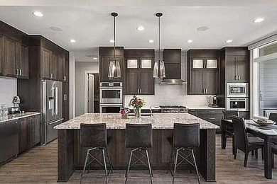 Custom single-level home on a premier flat lot overlooking the on The Club At Pronghorn Golf Course in Oregon - for sale on GolfHomes.com, golf home, golf lot