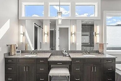 Custom single-level home on a premier flat lot overlooking the on The Club At Pronghorn Golf Course in Oregon - for sale on GolfHomes.com, golf home, golf lot