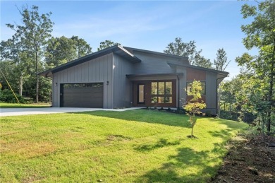 Welcome to this beautifully-crafted new construction home that on Branchwood Golf Course in Arkansas - for sale on GolfHomes.com, golf home, golf lot