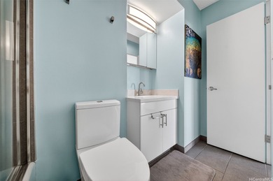 Beautifully renovated, pet-friendly penthouse unit with sweeping on Ala Wai Golf Course in Hawaii - for sale on GolfHomes.com, golf home, golf lot