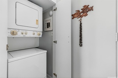 Beautifully renovated, pet-friendly penthouse unit with sweeping on Ala Wai Golf Course in Hawaii - for sale on GolfHomes.com, golf home, golf lot