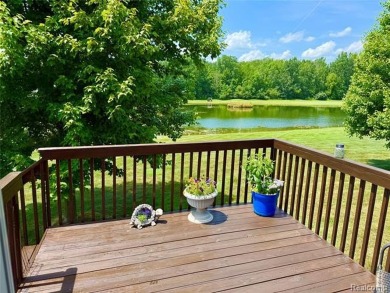 Absolutely perfect! Lovely 3 bedroom, 3 full bath ranch condo on The Captains Club At Woodfield in Michigan - for sale on GolfHomes.com, golf home, golf lot