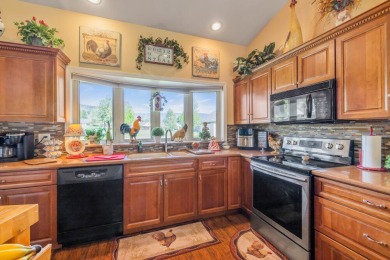 Beautifully Updated Condo in One of the Area's Most Desirable on Shield Crest Golf Course in Oregon - for sale on GolfHomes.com, golf home, golf lot