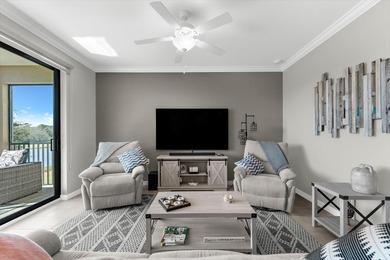 This impeccably maintained, turnkey furnished two bedroom, two on Lakewood National Golf Club in Florida - for sale on GolfHomes.com, golf home, golf lot