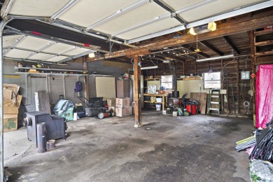 Move right in to this charming, well-maintained cape on a on Derryfield Country Club in New Hampshire - for sale on GolfHomes.com, golf home, golf lot