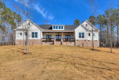 Stunning 6-bedroom modern farmhouse in beautiful Mount Vintage on Mount Vintage Plantation and Golf Club  in South Carolina - for sale on GolfHomes.com, golf home, golf lot