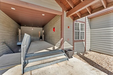 WOW, Look at this Very well-maintained, Cozy FULLY FURNISHED on Ledgestone Country Club and Golf Course in Missouri - for sale on GolfHomes.com, golf home, golf lot