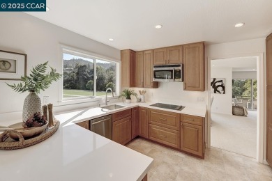 No steps to this beautifully upgraded 2BR/2BA Cascade model on Rossmoor Golf Course in California - for sale on GolfHomes.com, golf home, golf lot