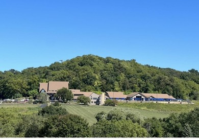 Welcome to 7 Creekwood -- the perfect home away from home. This on  in Illinois - for sale on GolfHomes.com, golf home, golf lot