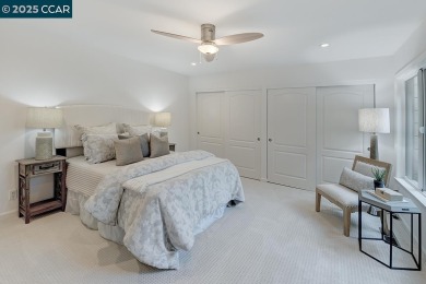 No steps to this beautifully upgraded 2BR/2BA Cascade model on Rossmoor Golf Course in California - for sale on GolfHomes.com, golf home, golf lot