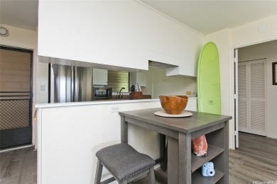 ASSUMABLE VA LOAN (for a VA Buyer) with 4.225% interest rate on Pearl Country Club in Hawaii - for sale on GolfHomes.com, golf home, golf lot