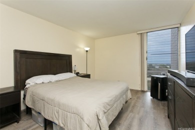 ASSUMABLE VA LOAN (for a VA Buyer) with 4.225% interest rate on Pearl Country Club in Hawaii - for sale on GolfHomes.com, golf home, golf lot