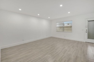 This beautiful unit ready for you just to move in. Magnificent on Kings Point Golf -Flanders Way in Florida - for sale on GolfHomes.com, golf home, golf lot