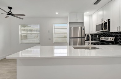 This beautiful unit ready for you just to move in. Magnificent on Kings Point Golf -Flanders Way in Florida - for sale on GolfHomes.com, golf home, golf lot