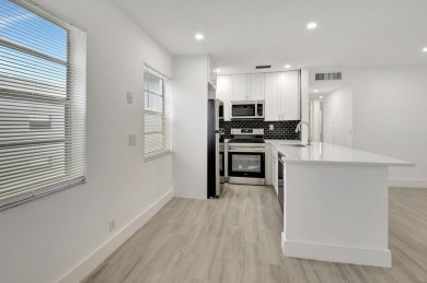 This beautiful unit ready for you just to move in. Magnificent on Kings Point Golf -Flanders Way in Florida - for sale on GolfHomes.com, golf home, golf lot