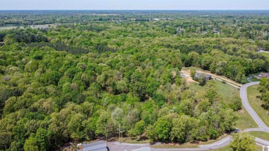 Looking to build your dream home on a large 9.47 +/- lot while on Benton Golf and Country Club in Kentucky - for sale on GolfHomes.com, golf home, golf lot
