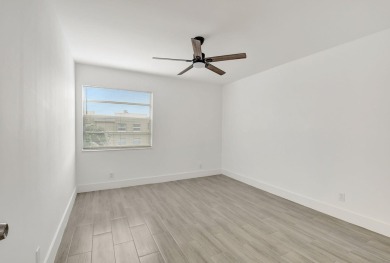 This beautiful unit ready for you just to move in. Magnificent on Kings Point Golf -Flanders Way in Florida - for sale on GolfHomes.com, golf home, golf lot