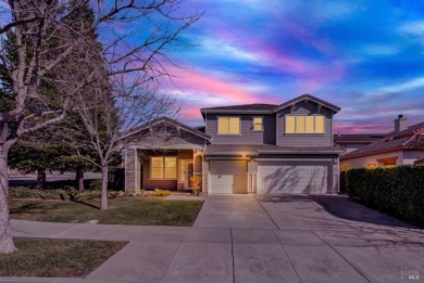 Stunning 6-bedroom, 4-bath home in the highly sought-after on Paradise Valley Golf Course in California - for sale on GolfHomes.com, golf home, golf lot