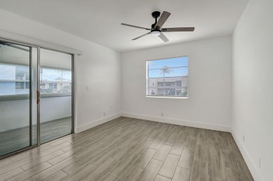 This beautiful unit ready for you just to move in. Magnificent on Kings Point Golf -Flanders Way in Florida - for sale on GolfHomes.com, golf home, golf lot
