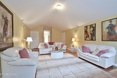 Looking for a spacious home that's conveniently located to on Gettysvue Country Club in Tennessee - for sale on GolfHomes.com, golf home, golf lot