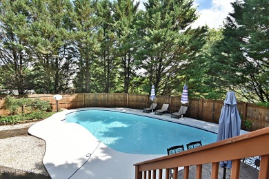 Looking for a spacious home that's conveniently located to on Gettysvue Country Club in Tennessee - for sale on GolfHomes.com, golf home, golf lot