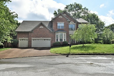 Looking for a spacious home that's conveniently located to on Gettysvue Country Club in Tennessee - for sale on GolfHomes.com, golf home, golf lot