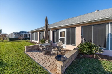 WELCOME TO THIS GORGEOUS GOLF COURSE HOME IN THE HIGHLEY on Ocala Palms Golf and Country Club in Florida - for sale on GolfHomes.com, golf home, golf lot