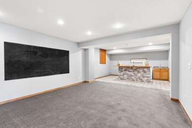 Welcome to this exquisite 4-bedroom, 3 full and 2 half bath on Heritage Golf Club in Ohio - for sale on GolfHomes.com, golf home, golf lot