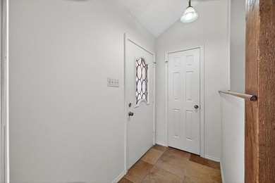 Fantastic turn key Garden Home on the 18th Fairway in Pecan on Pecan Plantation Country Club in Texas - for sale on GolfHomes.com, golf home, golf lot