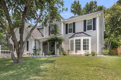 Beautifully Updated Home in Crowfield Plantation - Garden Oasis on Crowfield Golf and Country Club in South Carolina - for sale on GolfHomes.com, golf home, golf lot