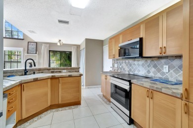 ALL AGES community! Spacious 3 bed, 3 bath corner-lot single on Aberdeen Golf and Country Club in Florida - for sale on GolfHomes.com, golf home, golf lot