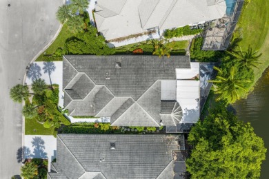 Step inside this beautifully renovated 3 bedroom, 2.5 bath home on  in Florida - for sale on GolfHomes.com, golf home, golf lot