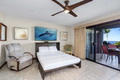 This meticulously remodeled very spacious 1-bedroom, 2-bathroom on Kona Country Club Golf Course in Hawaii - for sale on GolfHomes.com, golf home, golf lot