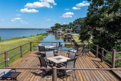 This lovely lake house in the Cedar Creek Country Club golf on Cedar Creek Country Club in Texas - for sale on GolfHomes.com, golf home, golf lot