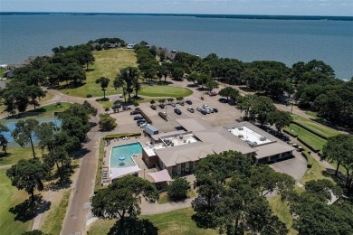 This lovely lake house in the Cedar Creek Country Club golf on Cedar Creek Country Club in Texas - for sale on GolfHomes.com, golf home, golf lot