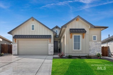 Welcome to your new oasis on Falcon Crest Golf Course! This on Falcon Crest Golf Club in Idaho - for sale on GolfHomes.com, golf home, golf lot