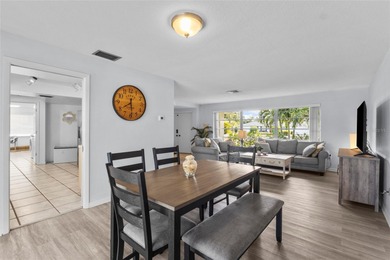 PRICE DROP ALERT!
Stunning Golf Course Pool Home with Sunset on Sara Bay Country Club in Florida - for sale on GolfHomes.com, golf home, golf lot