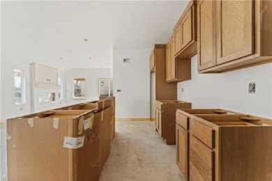 Welcome to this stunning 2 bedroom, 2 bathroom home! The on Golf Club of Creekmoor in Missouri - for sale on GolfHomes.com, golf home, golf lot