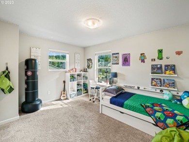 Dream home in picturesque Green Mountain neighborhood! This on Green Mountain Golf Course in Washington - for sale on GolfHomes.com, golf home, golf lot