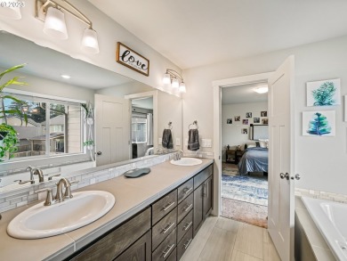 Dream home in picturesque Green Mountain neighborhood! This on Green Mountain Golf Course in Washington - for sale on GolfHomes.com, golf home, golf lot