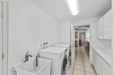 PRICE DROP ALERT!
Stunning Golf Course Pool Home with Sunset on Sara Bay Country Club in Florida - for sale on GolfHomes.com, golf home, golf lot