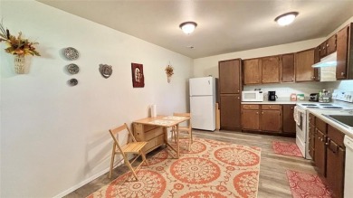 Experience relaxed lake living in this inviting 2-bedroom on Links At Lands End in Texas - for sale on GolfHomes.com, golf home, golf lot